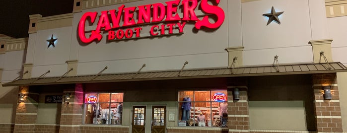 nearest western store