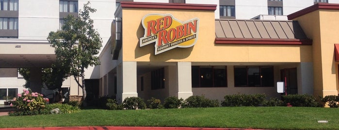 Red Robin Gourmet Burgers is one of Los angeles.