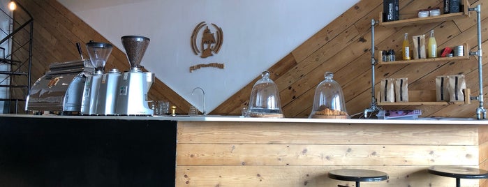 Flatmountain Coffee Roastery is one of Cape town cafe.