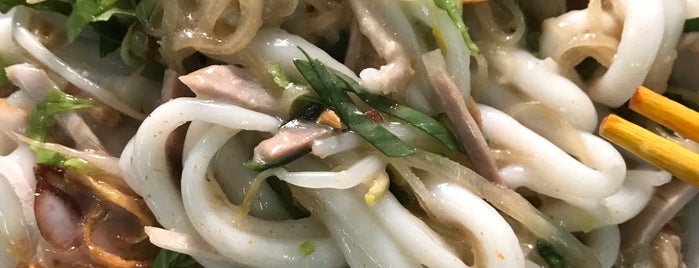 Bánh Tằm Bì Tô Châu is one of Danh sách quán ăn 2.