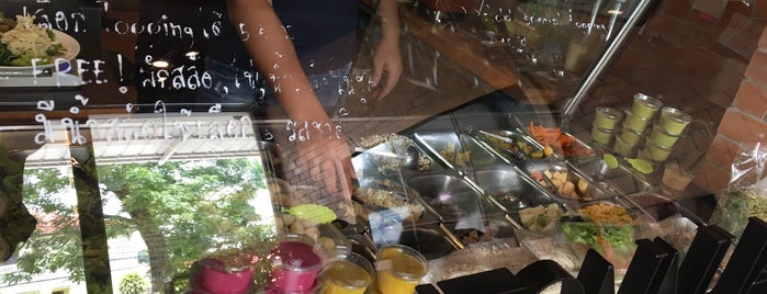 Rai Ton Nuay Organic Café is one of ลพบุรี.