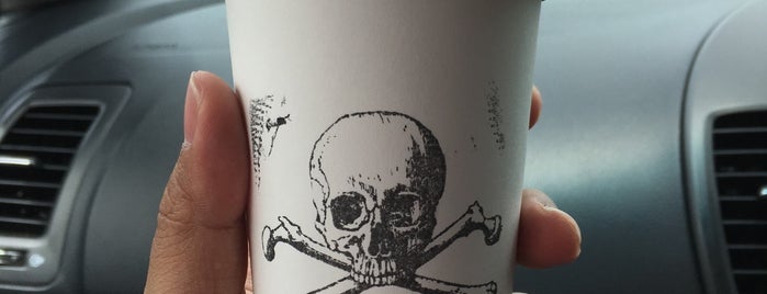 SKULL & BONES Espresso Boutique is one of Harryさんのお気に入りスポット.