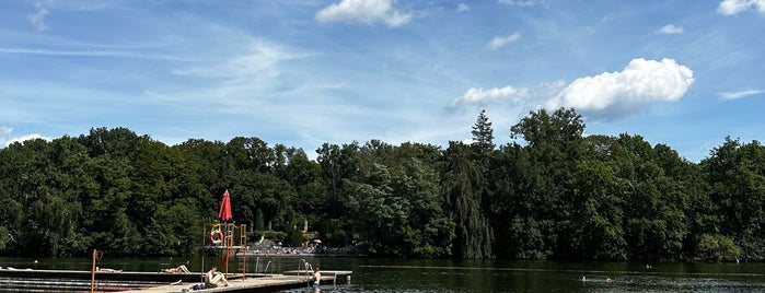 Strandbad Plötzensee is one of Berlino.