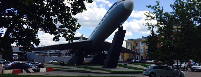 Памятник Ил-62 is one of Evgeny : понравившиеся места.