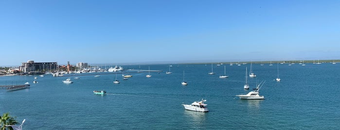 Muelle Turistico is one of Orte, die Eduardo gefallen.