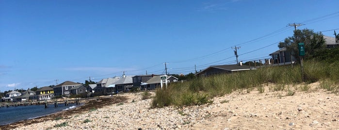 Eastville Beach is one of Guide to Oak Bluffs's best spots.