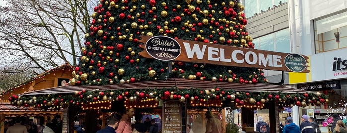 Bristol Christmas Market is one of Locais curtidos por Plwm.
