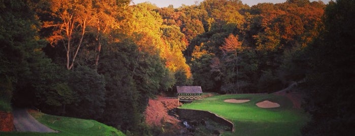 Atlanta Country Club is one of Victorさんのお気に入りスポット.