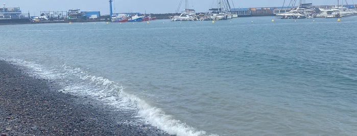 Playa de Las Galletas is one of Lugares.