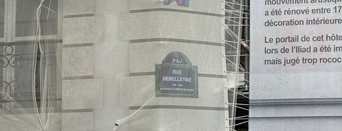 Rue Debelleyme is one of Paris.