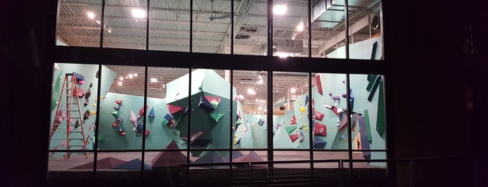 Minneapolis Bouldering Project is one of สถานที่ที่ Patrick ถูกใจ.