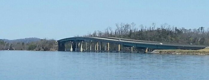 Big Bridge Guntersville Lake! is one of Kimmie : понравившиеся места.