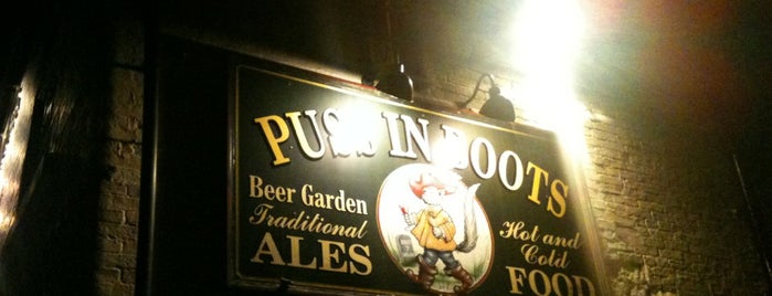 Puss In Boots is one of Derbyshire Pubs.