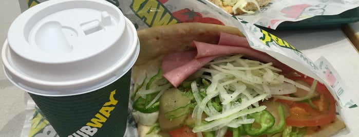 SUBWAY is one of SUBWAY九四中国 for Sandwich Places.