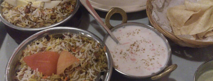 Kohinoor Nothern Indian Restaurant is one of Nom nom nom.