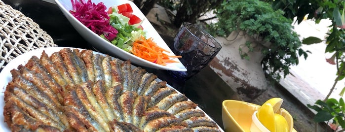 Balık Pazarı Restaurant is one of Tempat yang Disukai 🅰li 🅰sl🅰n.