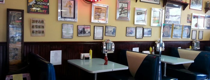 Jim Dandy’s Diner is one of Ptown crack.
