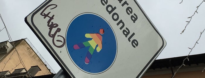 Gay Street is one of Roma LGBT.