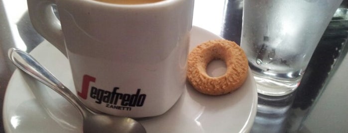 Corbyniano Café is one of Top 10 favorites places in Montes Claros, MG.