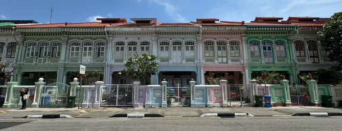 Peranakan House is one of Sg.