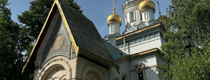 Руска църква Св. Николай Чудотворец (Russian Church Sv. Nikolay Chudotvorets) is one of Free Sofia Tour.