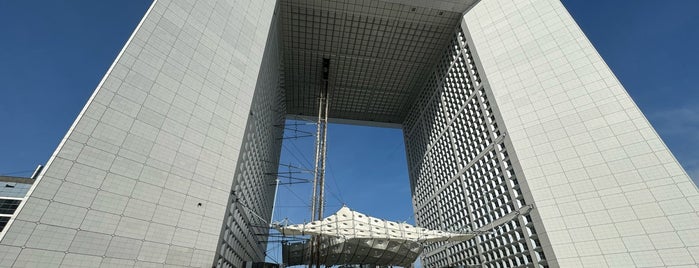 Grande Arche de la Défense is one of Thierry'in Beğendiği Mekanlar.