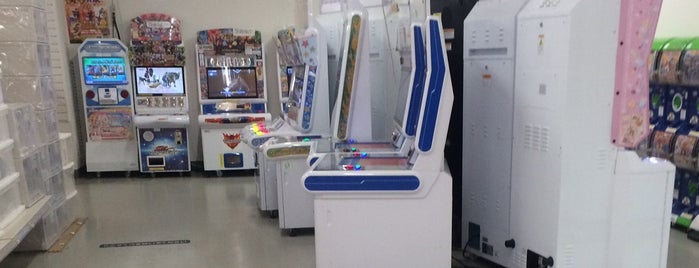 西友 二宮店 is one of Game Zone.