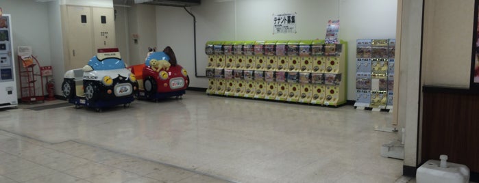 ザ・ビッグ 二宮店 is one of Game Zone.