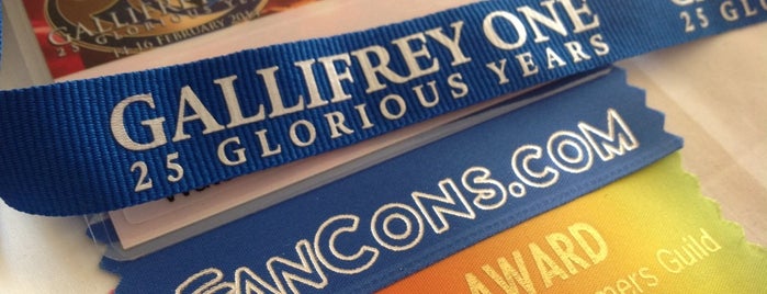 Gallifrey One: 25 Glorious Years is one of Conventions I've Attended.