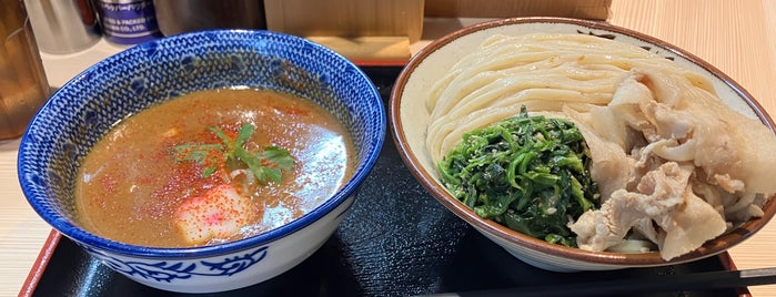 らー麺土俵 鶴嶺峰 is one of ramen.