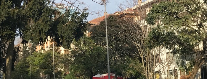 Köfteci Süleyman is one of Istanbul - food truck.