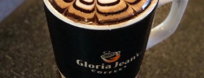 Gloria Jean's Coffees is one of Orte, die Çağrı🤴🏻🇹🇷 gefallen.