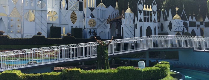 It's a Small World is one of Guide to Los Angeles's best spots.