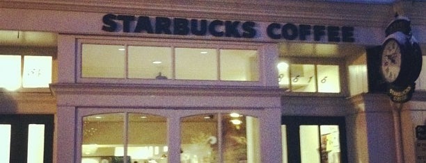 Starbucks is one of Matt : понравившиеся места.