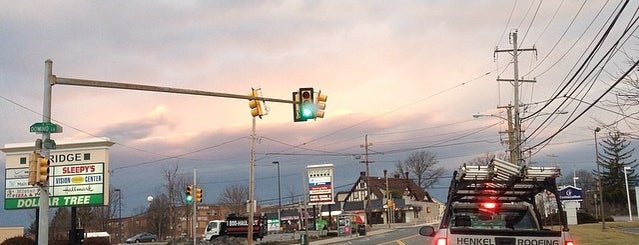 Ivyridge Shopping Center is one of Maddie’s Liked Places.