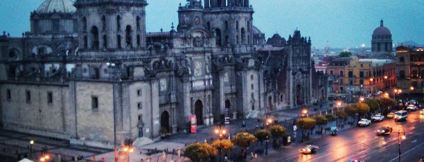 Plaza de la Constitución (Zócalo) is one of Mexico City.