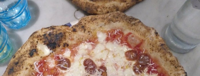 Pizzeria Sorbillo is one of Posti che sono piaciuti a Jorch.