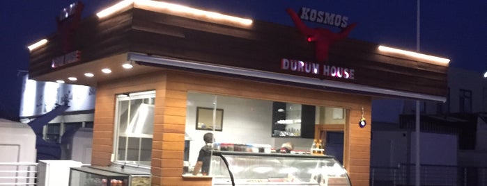 Kosmos dürüm house is one of Posti che sono piaciuti a Burak.