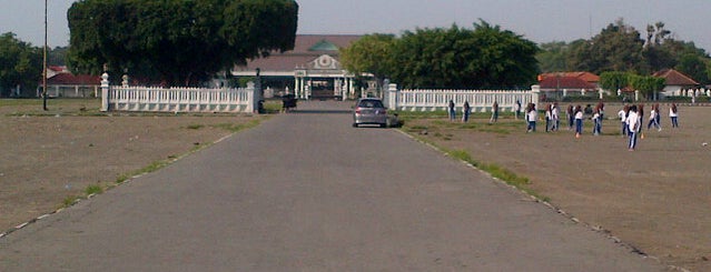 Alun - Alun Lor is one of Wisata Jogja.