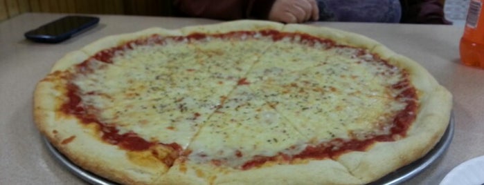 Alfies Pizza is one of My Favorite NEPA Eats!!.