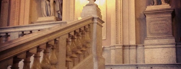 Palazzo Reale is one of ANDREA'nın Kaydettiği Mekanlar.