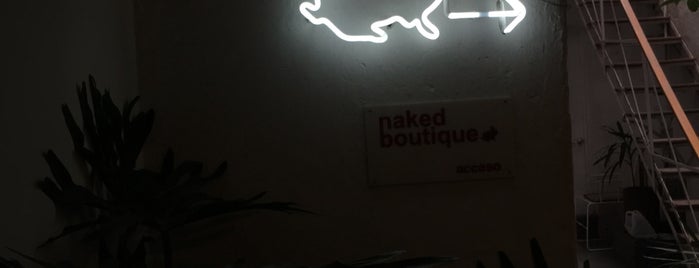 Naked Boutique is one of Irwin'in Kaydettiği Mekanlar.
