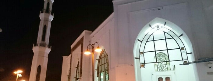 Masjid Al-Ghufran is one of Lugares favoritos de Rahmat.