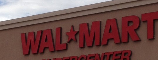 Walmart Supercenter is one of Lugares favoritos de Robert (robbrick™).