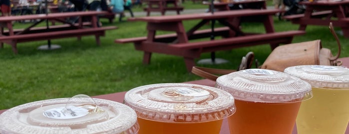 Lookout Farm Hard Cider Taproom is one of Cideries.