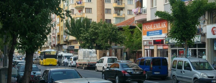 Karaman Camii is one of สถานที่ที่ Ekrem ถูกใจ.