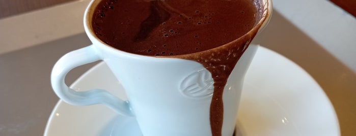 Kahve Dünyası is one of Tempat yang Disimpan Daniella🇷🇺.