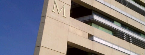 Edificio Administrativo UAEMex is one of Locais curtidos por Jaime.