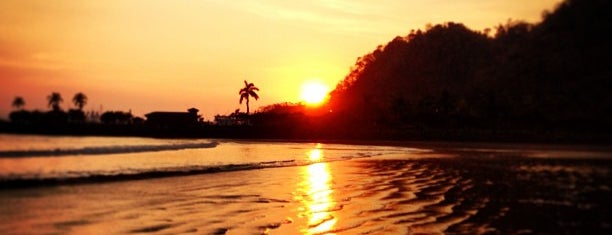 Playa Herradura is one of Lieux qui ont plu à Freddy.