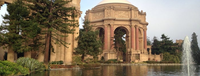 Palace of Fine Arts is one of San Francisco Bay.